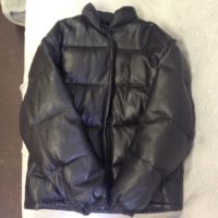 革ジャケット　傷　A1　ソファー、鞄、バッグ、修理、張替、黒ずみ汚れ、クリーニング、色移り、擦り傷、染め直し